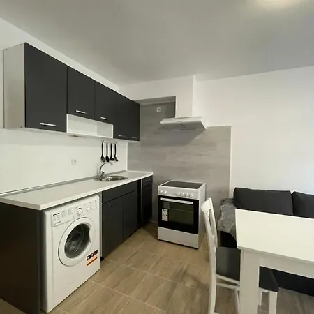 Saint Vlas Apartment *