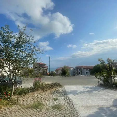 Saint Vlas Apartment